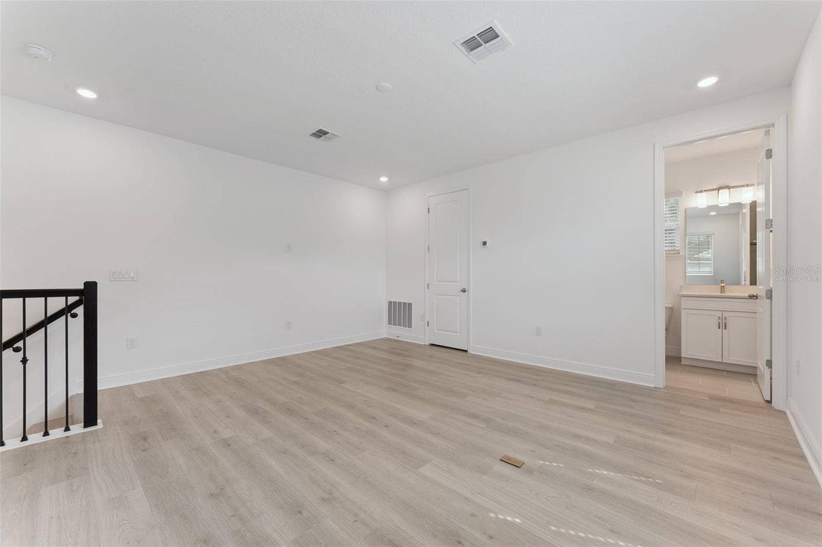 14371 CREST PALM AVENUE, Windermere, FL 34786 14371 CREST PALM AVENUE, Windermere, FL 34786
