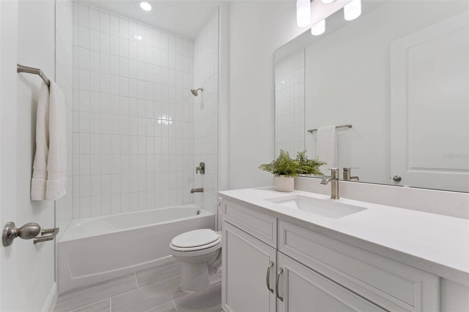 14371 CREST PALM AVENUE, Windermere, FL 34786 14371 CREST PALM AVENUE, Windermere, FL 34786