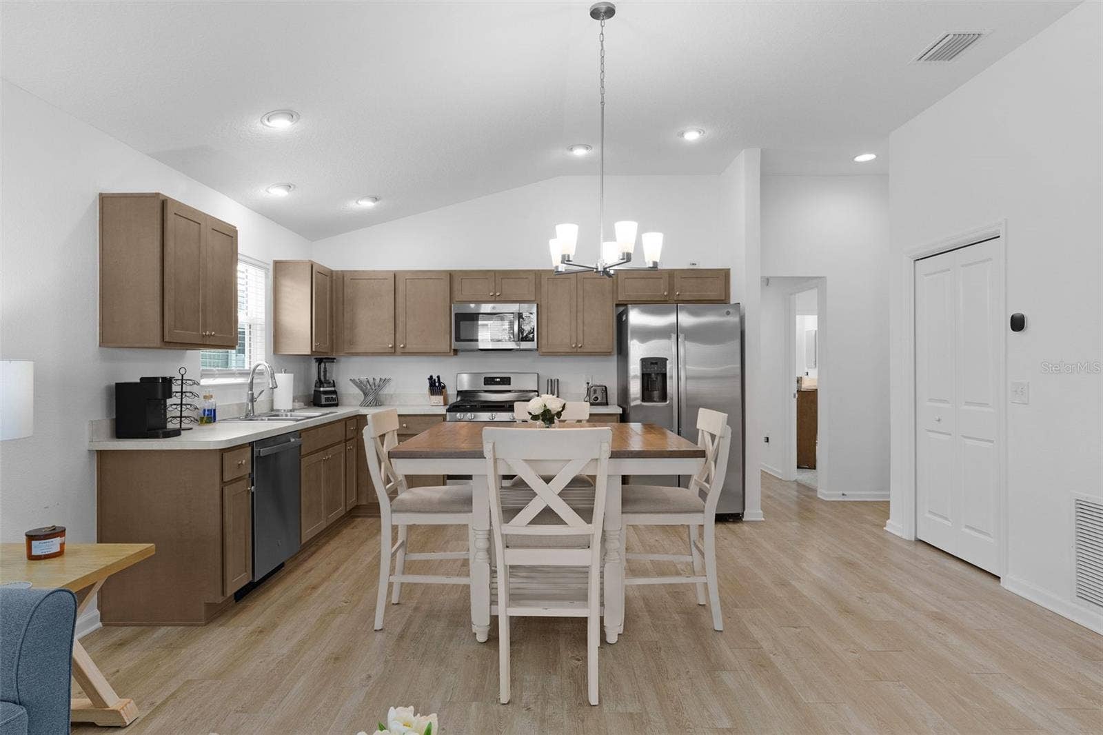 1926 HUX COURT, The Villages, FL 34762 1926 HUX COURT, The Villages, FL 34762