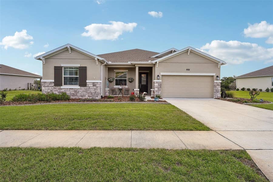 Property photo for 6049 CLAYSTONE WAY, Mount Dora, FL
