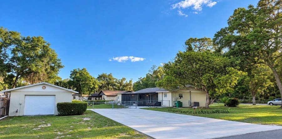 Property photo for 407 POINSETTIA AVENUE, Fruitland Park, FL