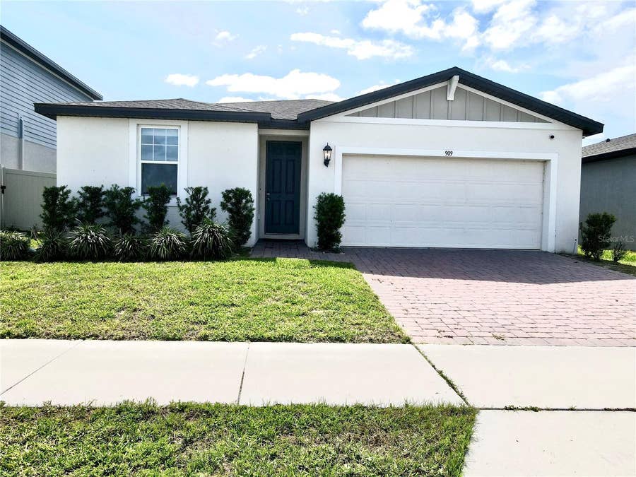 Property photo for 909 CAMBRIDGE DRIVE, Winter Haven, FL