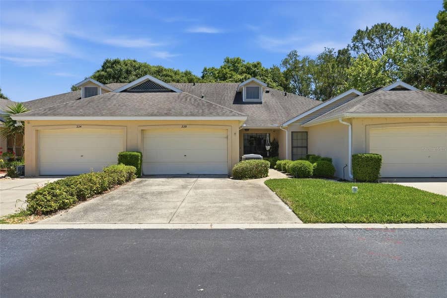 Property photo for 220 JUNIPER WAY, Tavares, FL