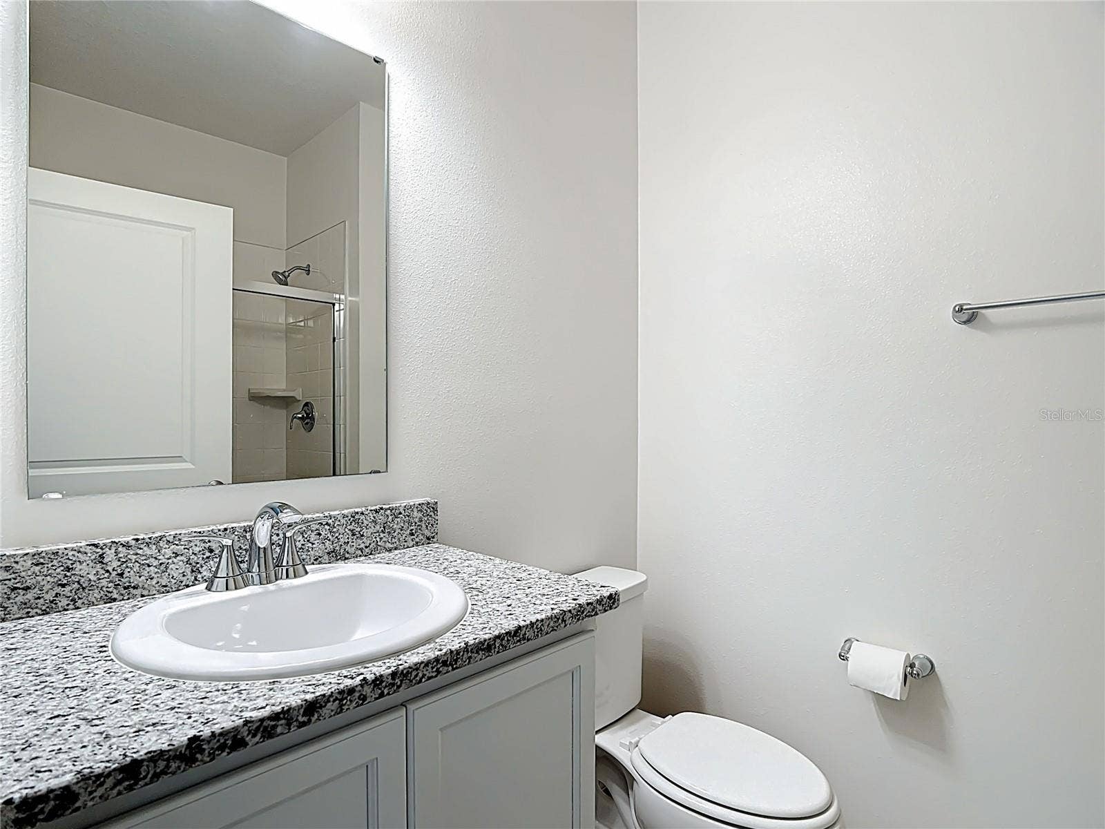 795 OVERPOOL AVENUE, Davenport, FL 33896 Bathroom #3