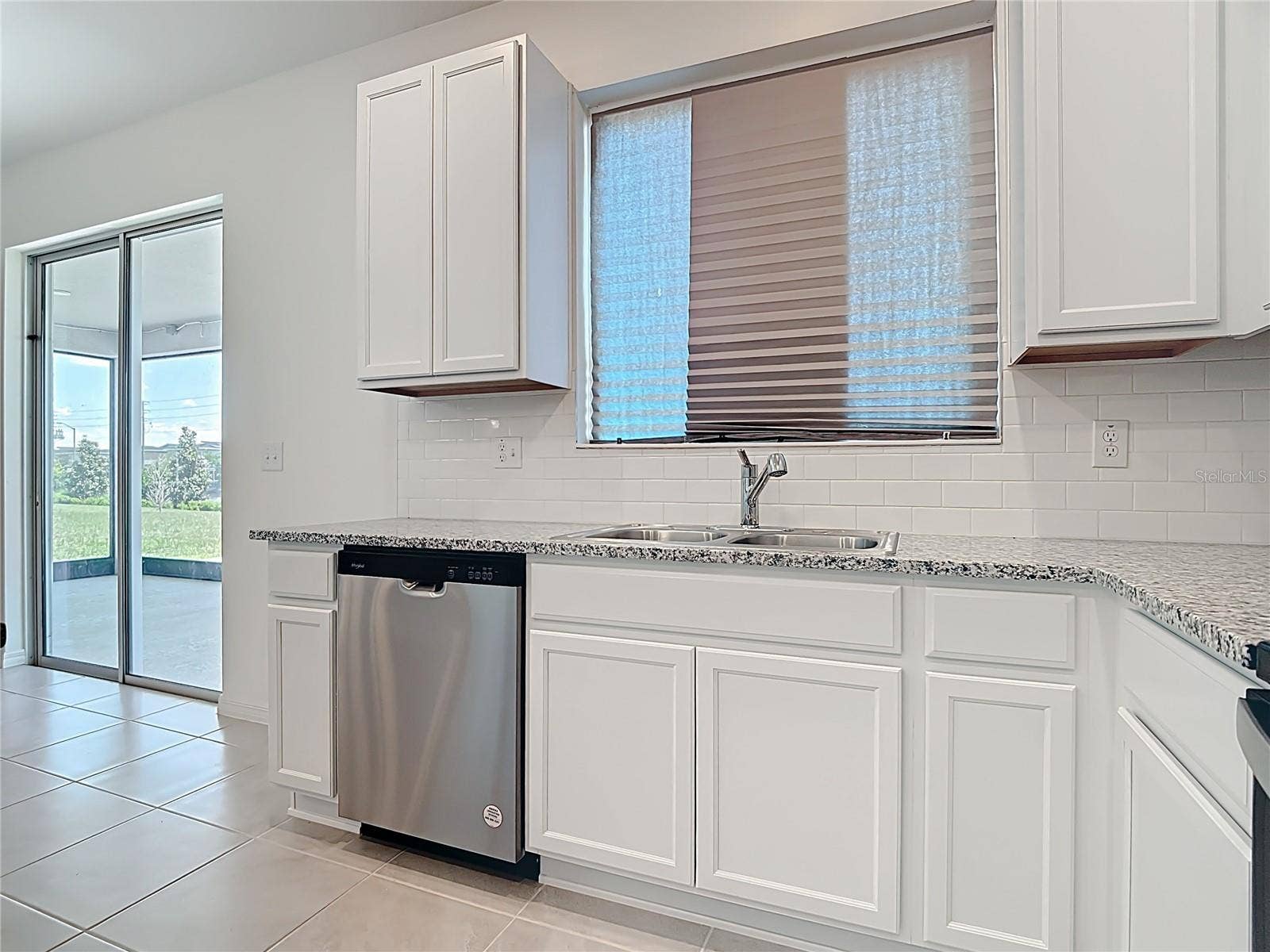 795 OVERPOOL AVENUE, Davenport, FL 33896 Plenty of kitchen cabinets area