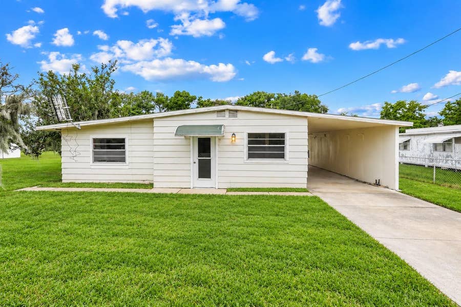Property photo for 11411 HUGGINS ST, Leesburg, FL