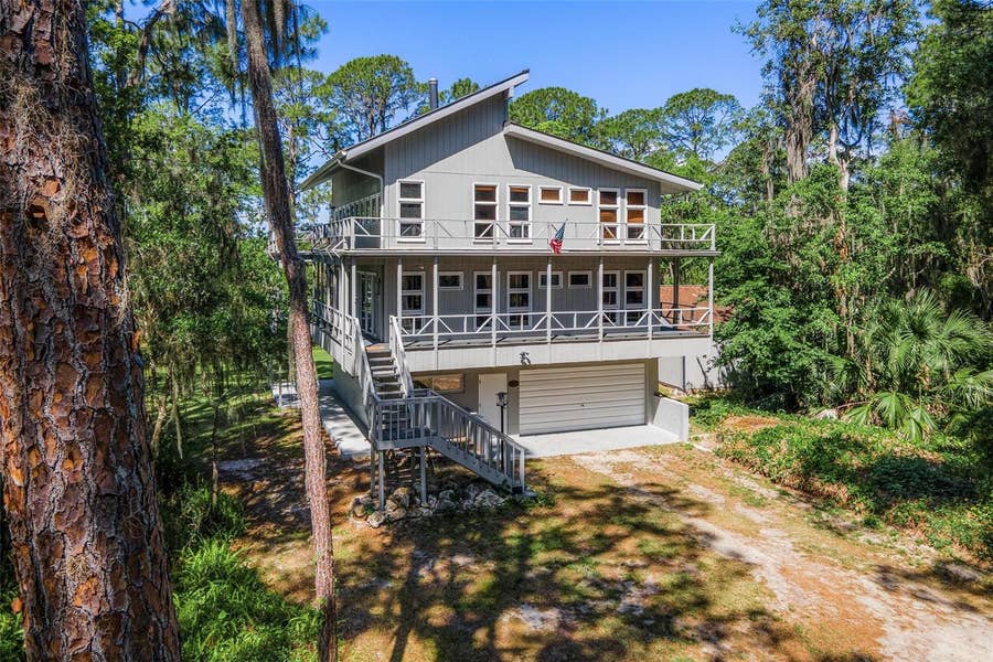 Property photo for 7373 CIRCLE DRIVE, Lady Lake, FL