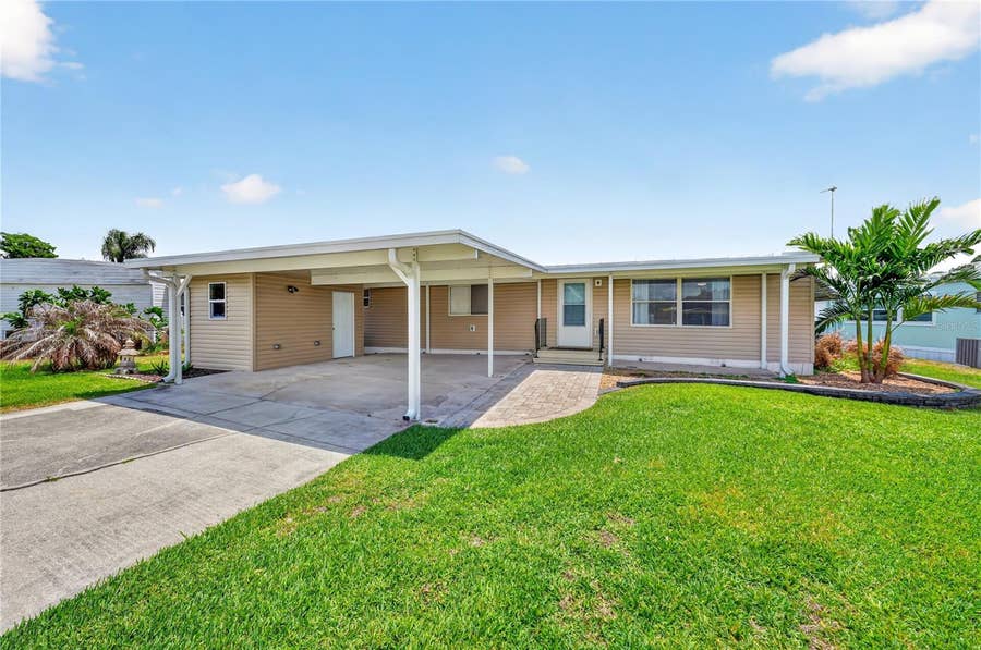 Property photo for 957 TODD WAY, Tavares, FL