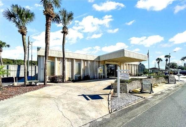 957 TODD WAY, Tavares, FL 32778