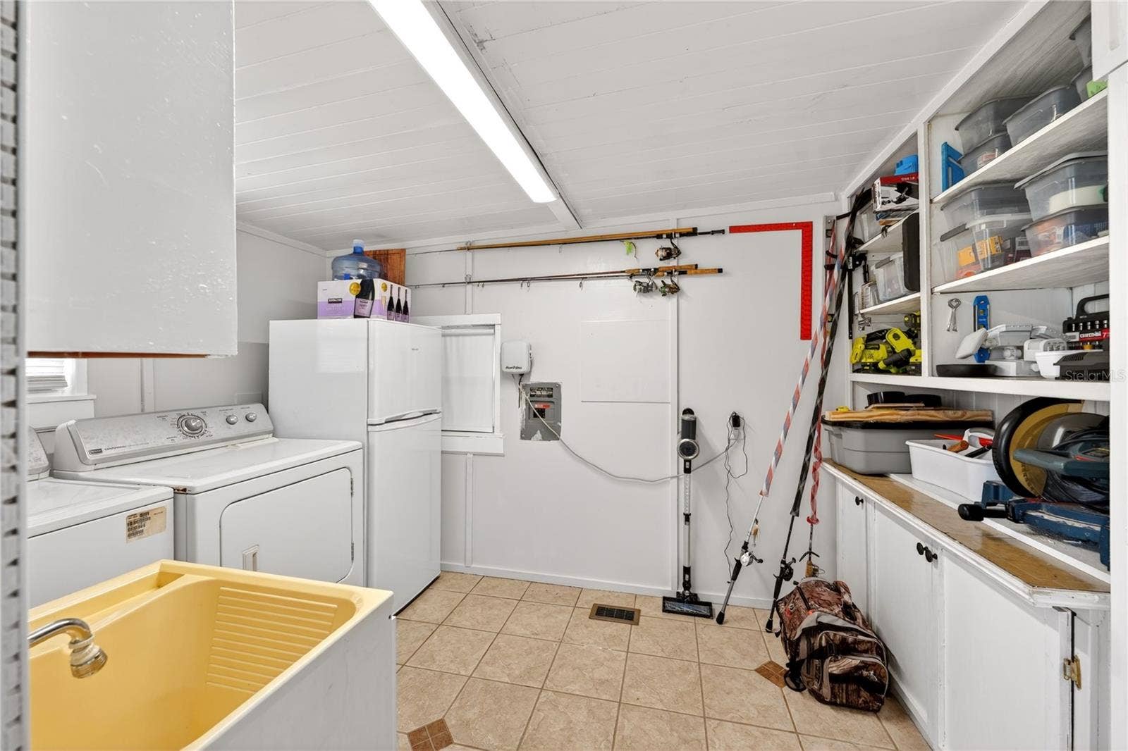 957 TODD WAY, Tavares, FL 32778