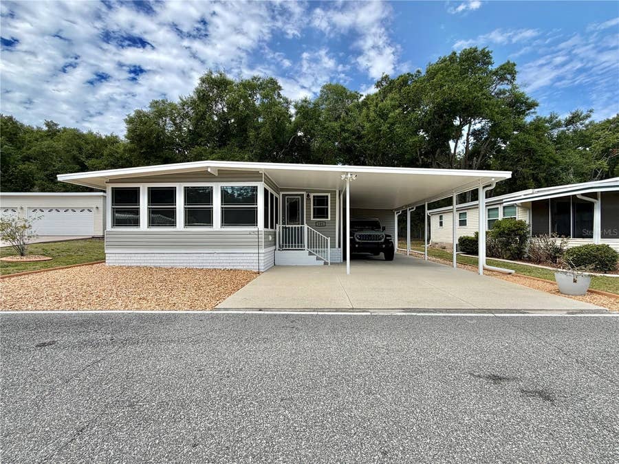 Property photo for 121 TAMARISK WAY, Leesburg, FL