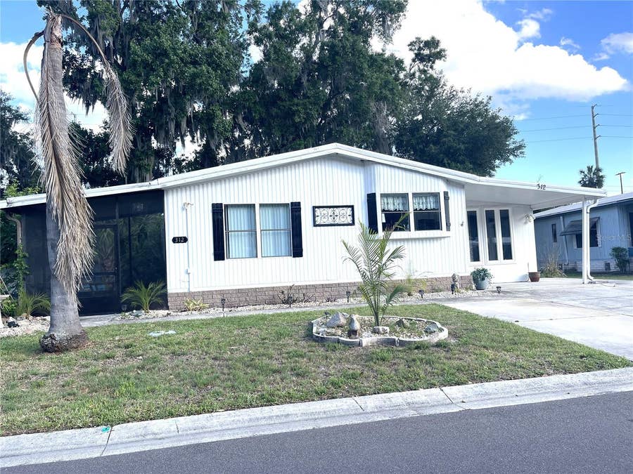 Property photo for 312 S TIMBER TRL, Wildwood, FL