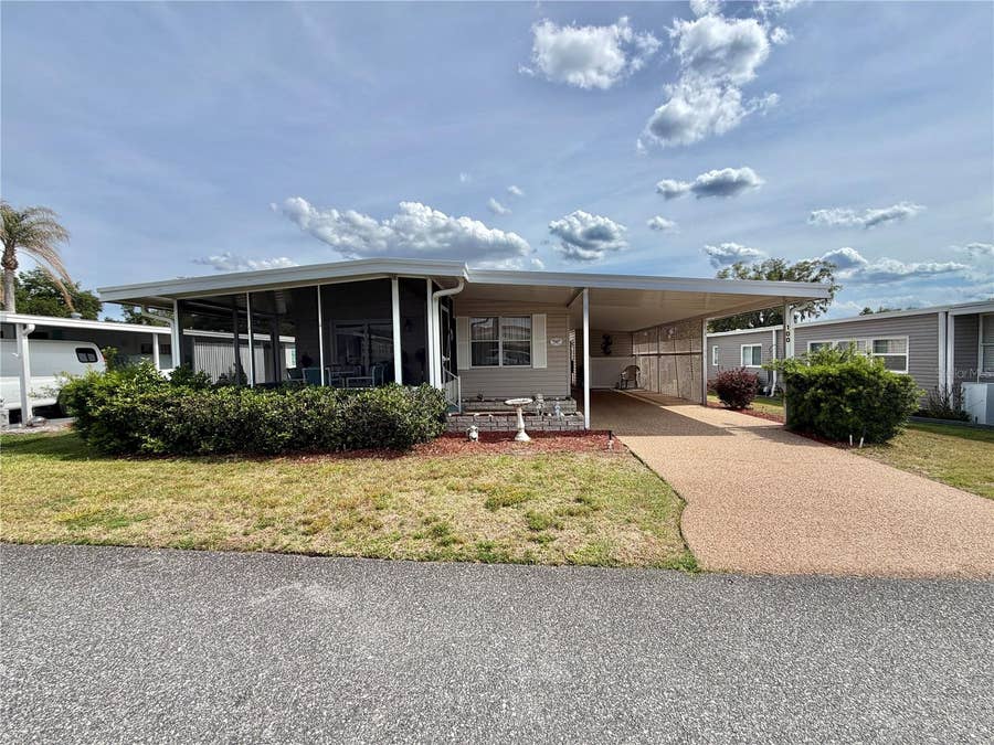 Property photo for 100 MARIGOLD STREET, Leesburg, FL