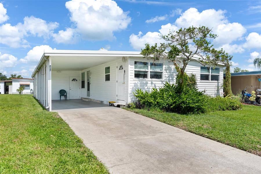 Property photo for 717 W COACH N FOUR DRIVE, Leesburg, FL