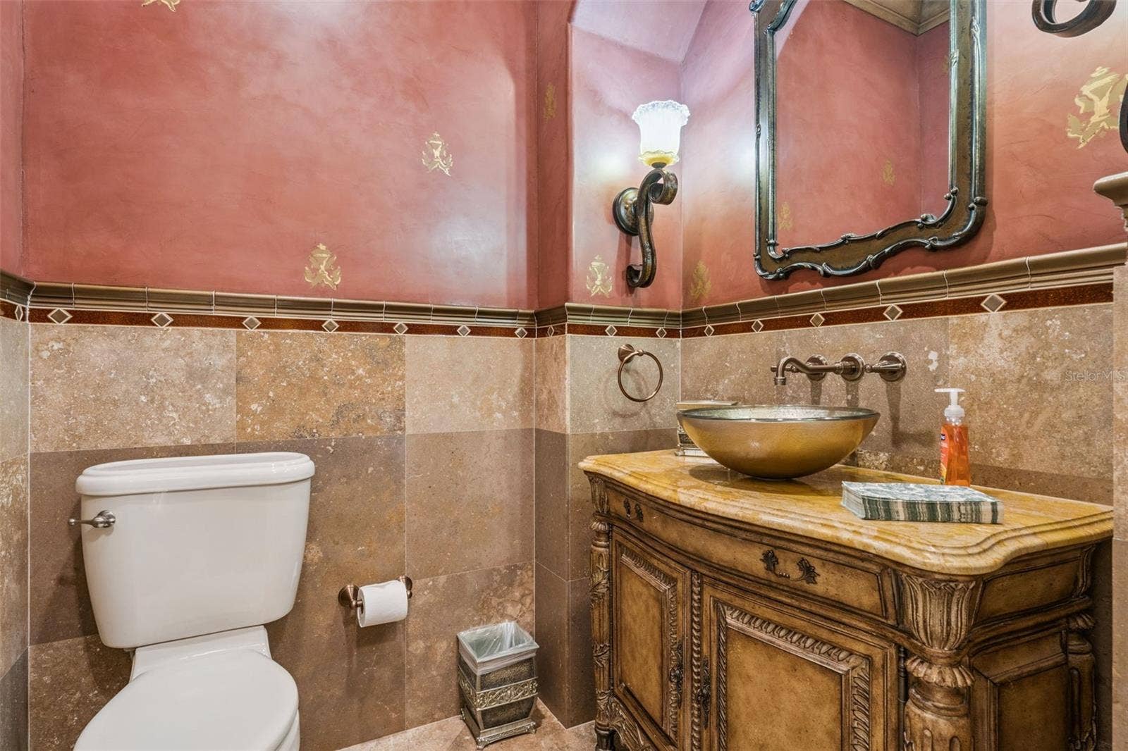 9225 BEVINGTON LANE, Orlando, FL 32827 Hlf Bath