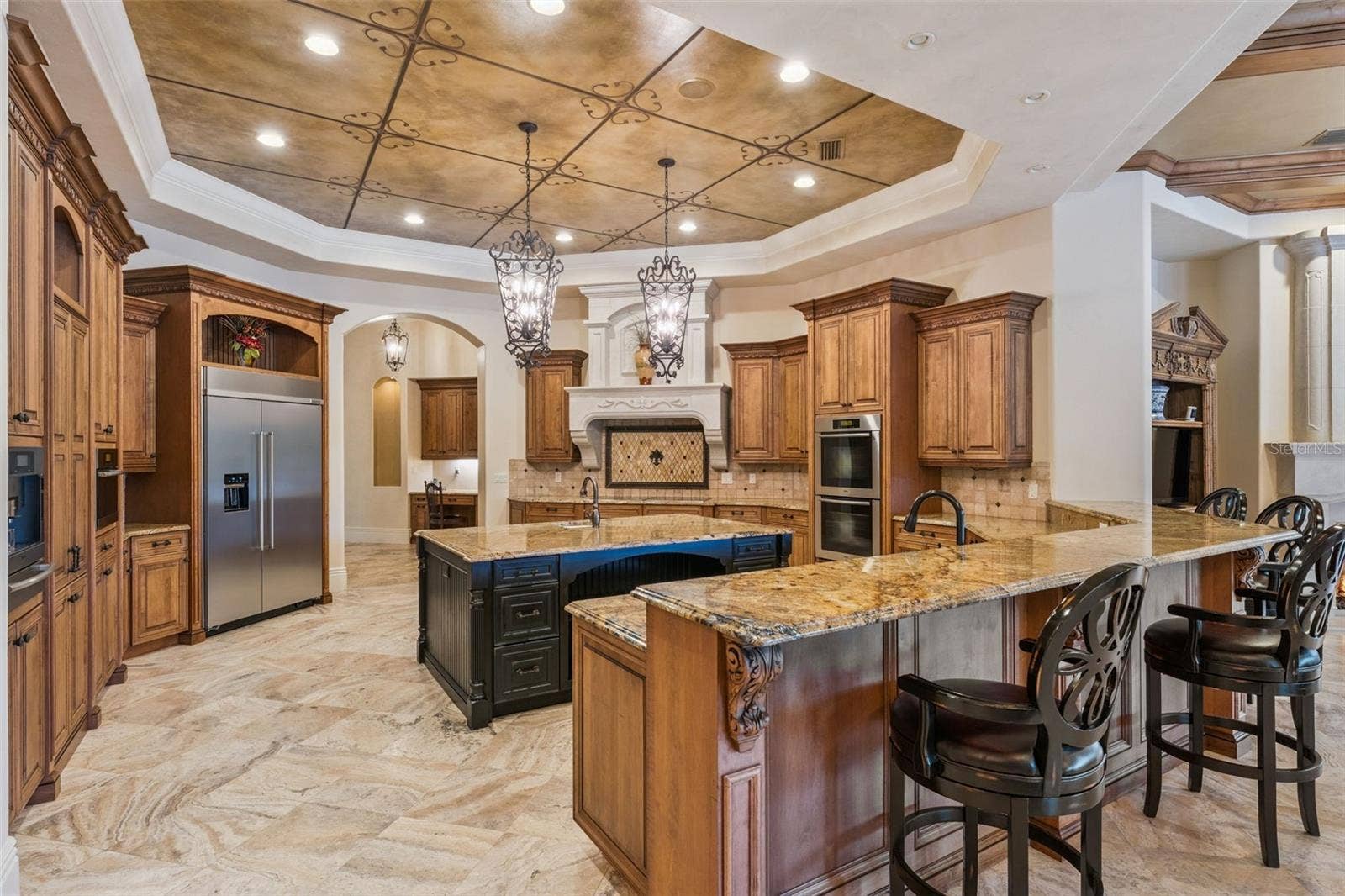 9225 BEVINGTON LANE, Orlando, FL 32827 Kitchen