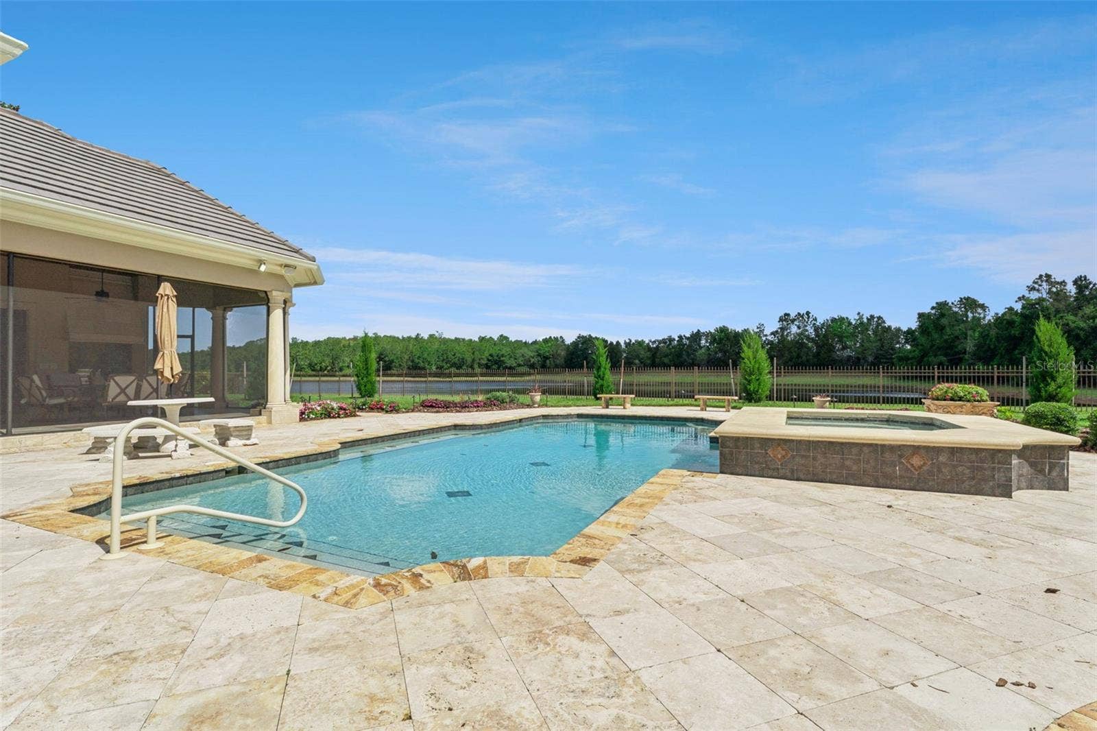 9225 BEVINGTON LANE, Orlando, FL 32827 Travertine Coping