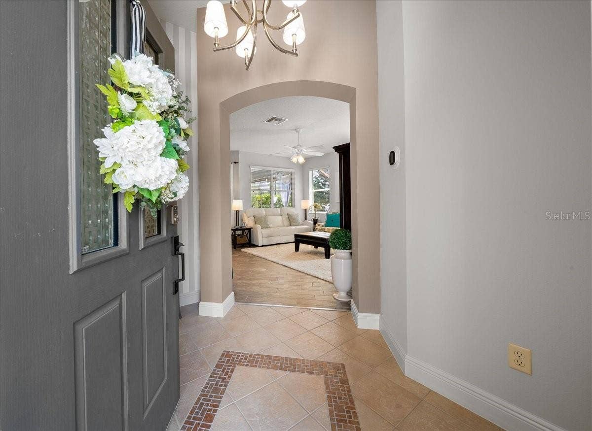 1606 SNELLING AVENUE, The Villages, FL 32162 Front Entryway