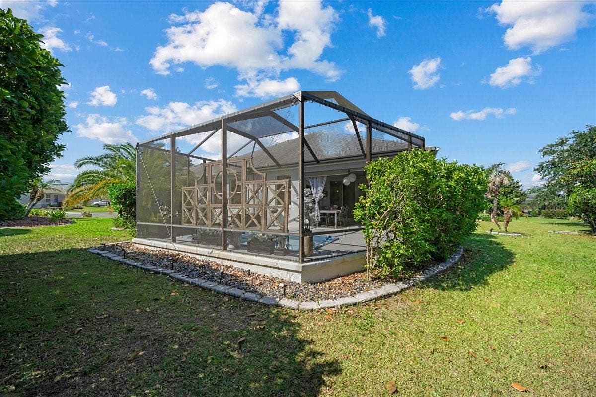 1606 SNELLING AVENUE, The Villages, FL 32162 Side View of Lanai