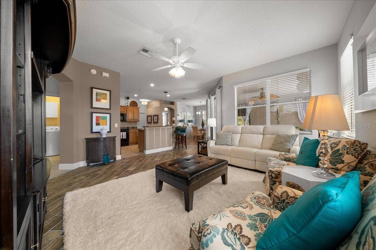 1606 SNELLING AVENUE, The Villages, FL 32162 10' Ceilings