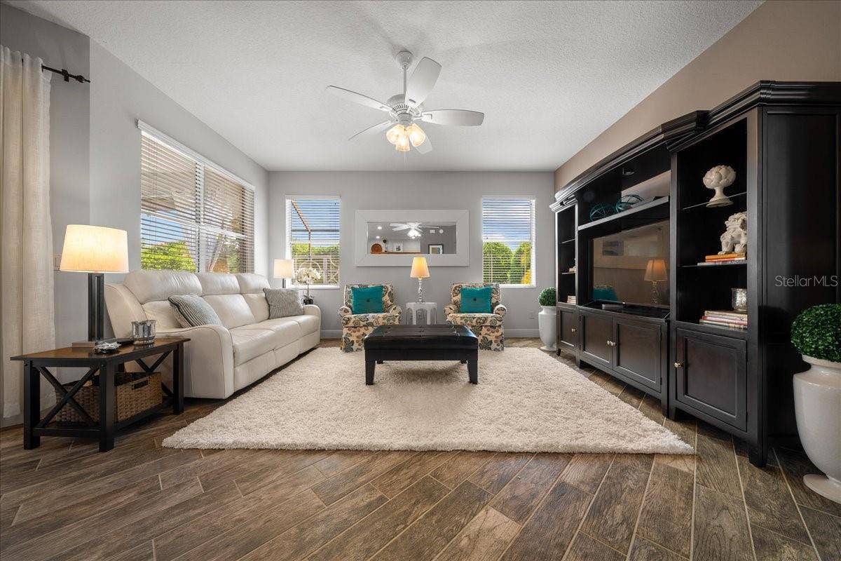 1606 SNELLING AVENUE, The Villages, FL 32162 Living Room