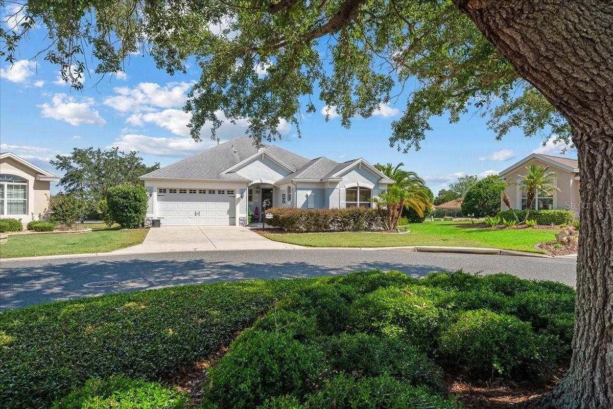 1606 SNELLING AVENUE, The Villages, FL 32162 Tucked Away on a Cul-De-Sac