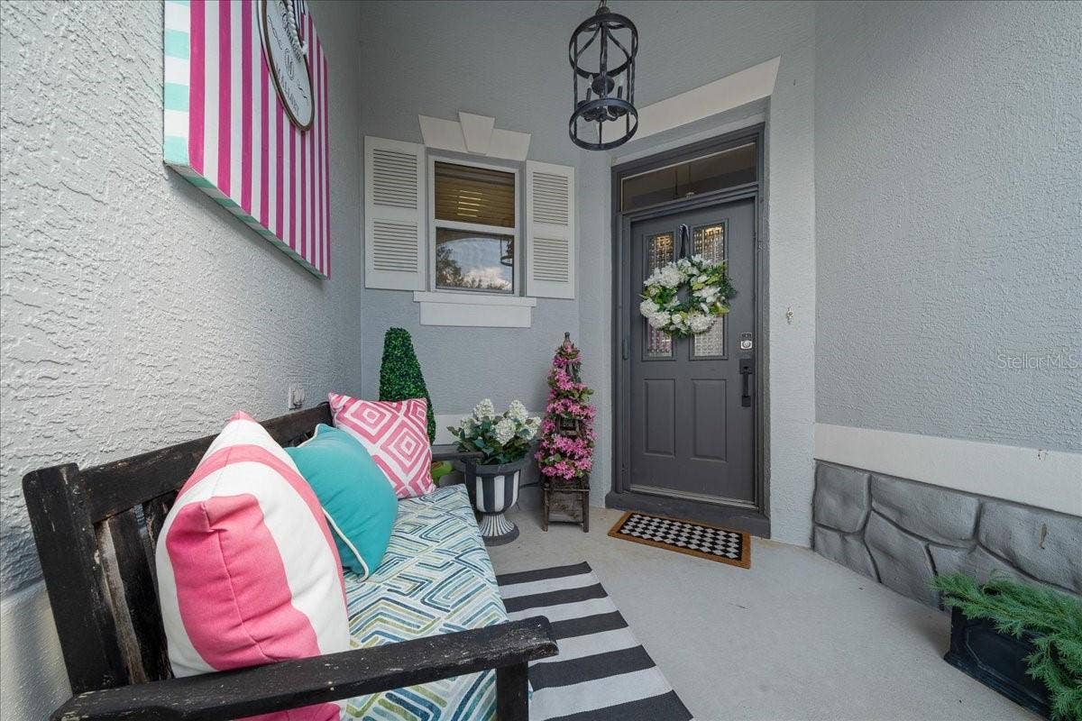 1606 SNELLING AVENUE, The Villages, FL 32162 Pull-Screen Door Can be Used to Let in Fresh Air
