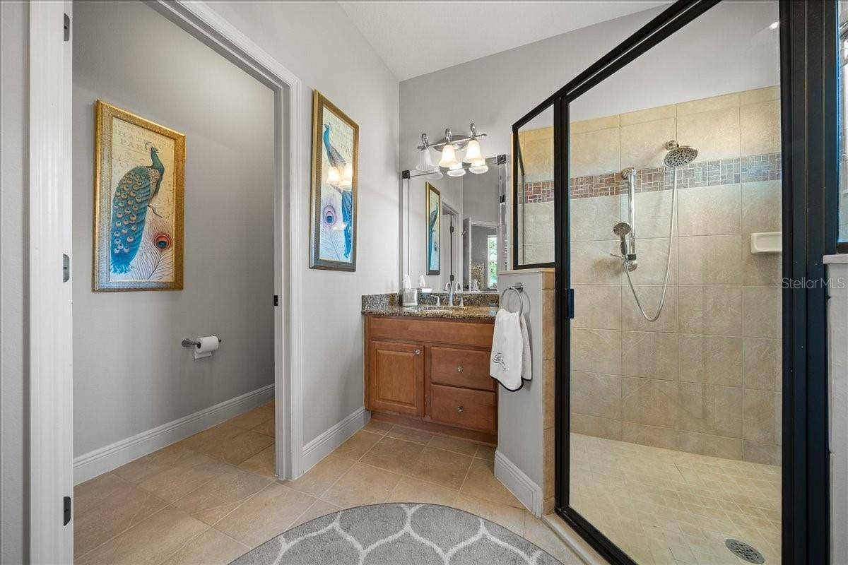 1606 SNELLING AVENUE, The Villages, FL 32162 Large Walk-in Shower w/ Separate Water Room