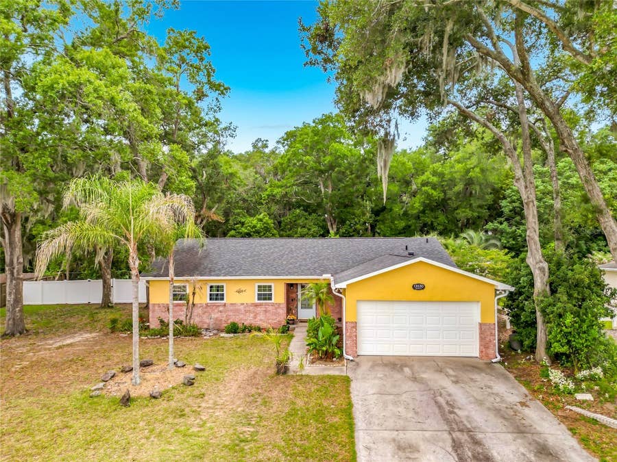 Property photo for 13530 BERKSHIRE COURT, Grand Island, FL