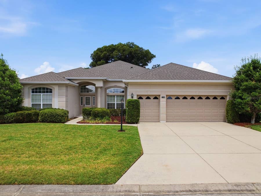 Property photo for 5106 CHANTICLEER DRIVE, Leesburg, FL