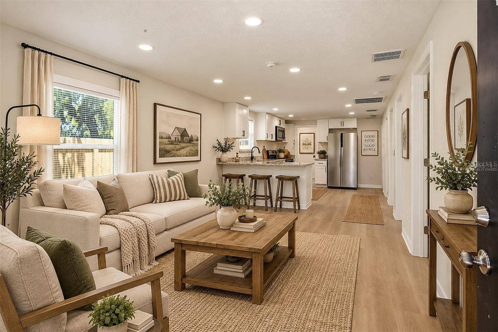 816 WOODLAND AVENUE, Leesburg, FL 34748 Virtually Staged
