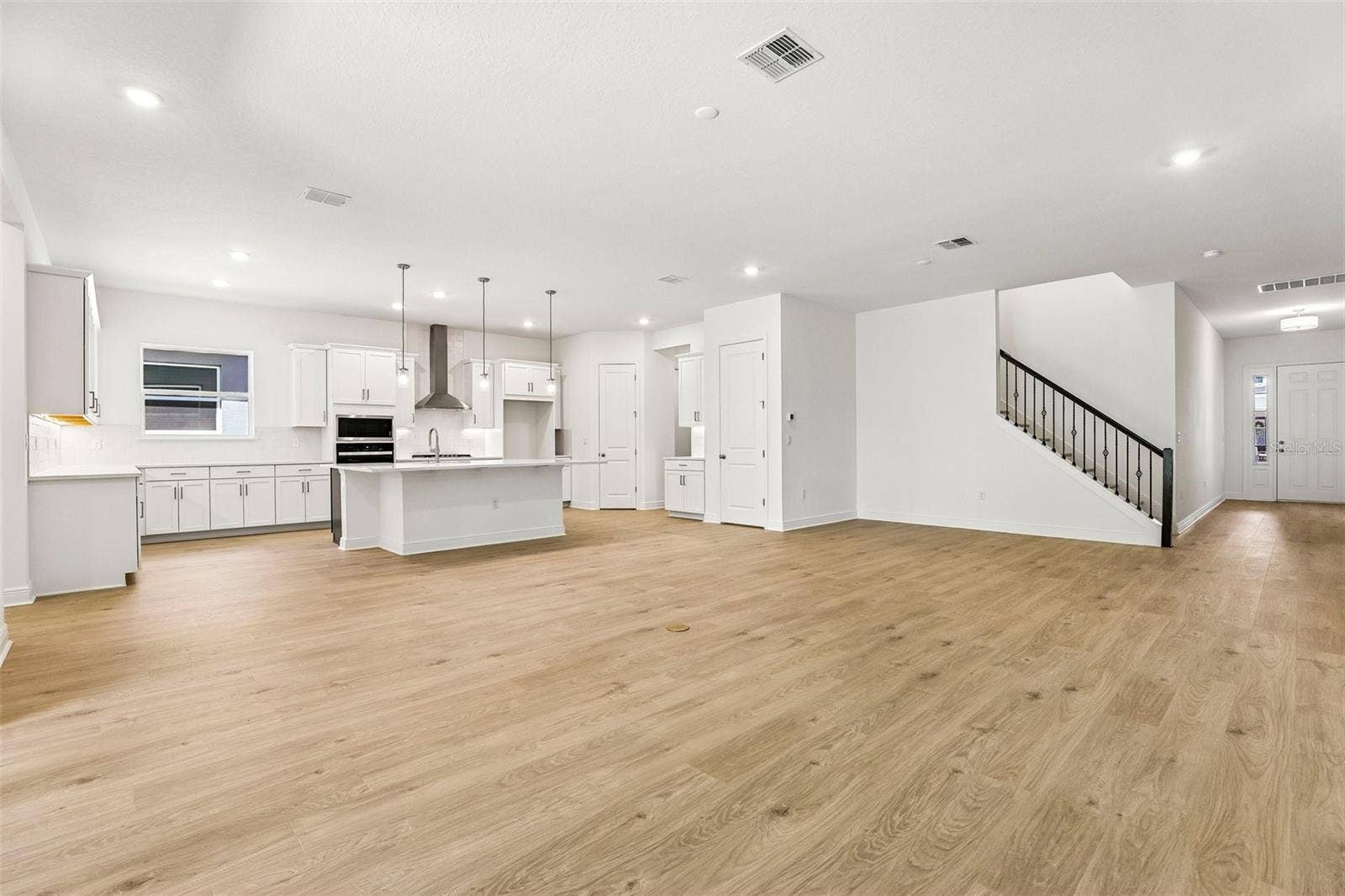 14341 CREST PALM AVENUE, Windermere, FL 34786 14341 CREST PALM AVENUE, Windermere, FL 34786