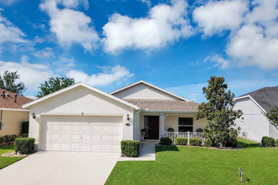 Property photo for 27103 ROANOKE DRIVE, Leesburg, FL