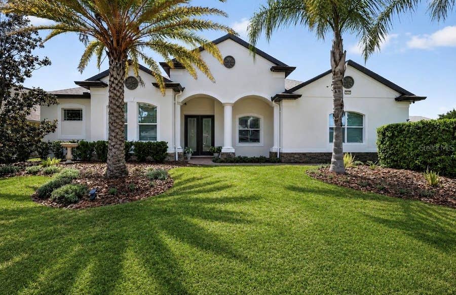 Property photo for 8237 BRIDGEPORT BAY CIRCLE, Mount Dora, FL