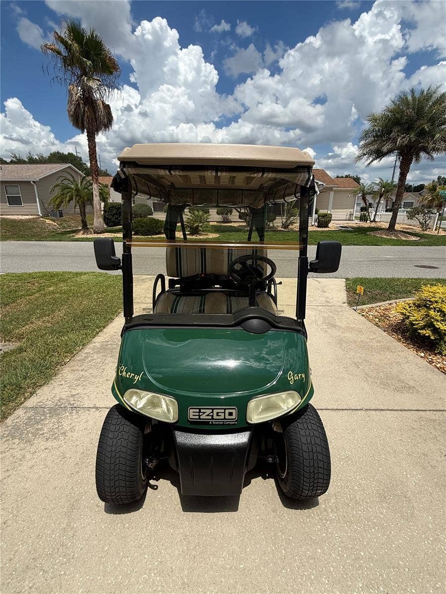 17300 SE 93RD HEYWARD AVENUE, The Villages, FL 32162 17300 SE 93RD HEYWARD AVENUE, The Villages, FL 32162