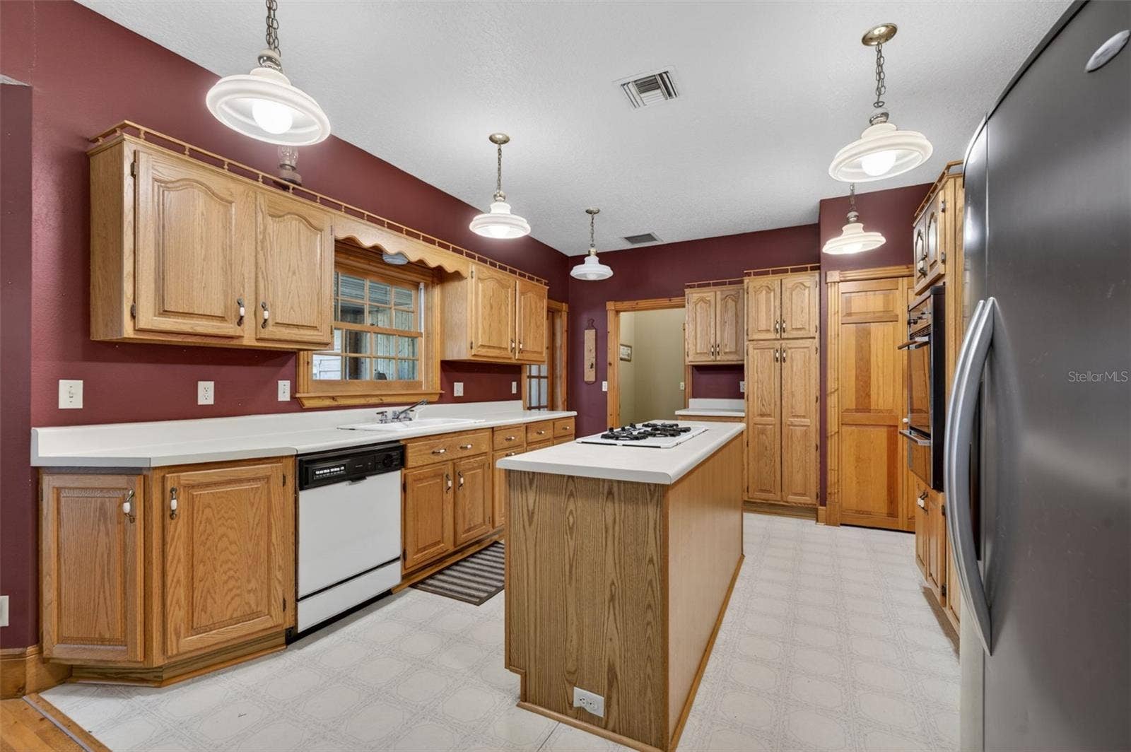 20621 SHADY OAK LANE, Eustis, FL 32736 20621 SHADY OAK LANE, Eustis, FL 32736