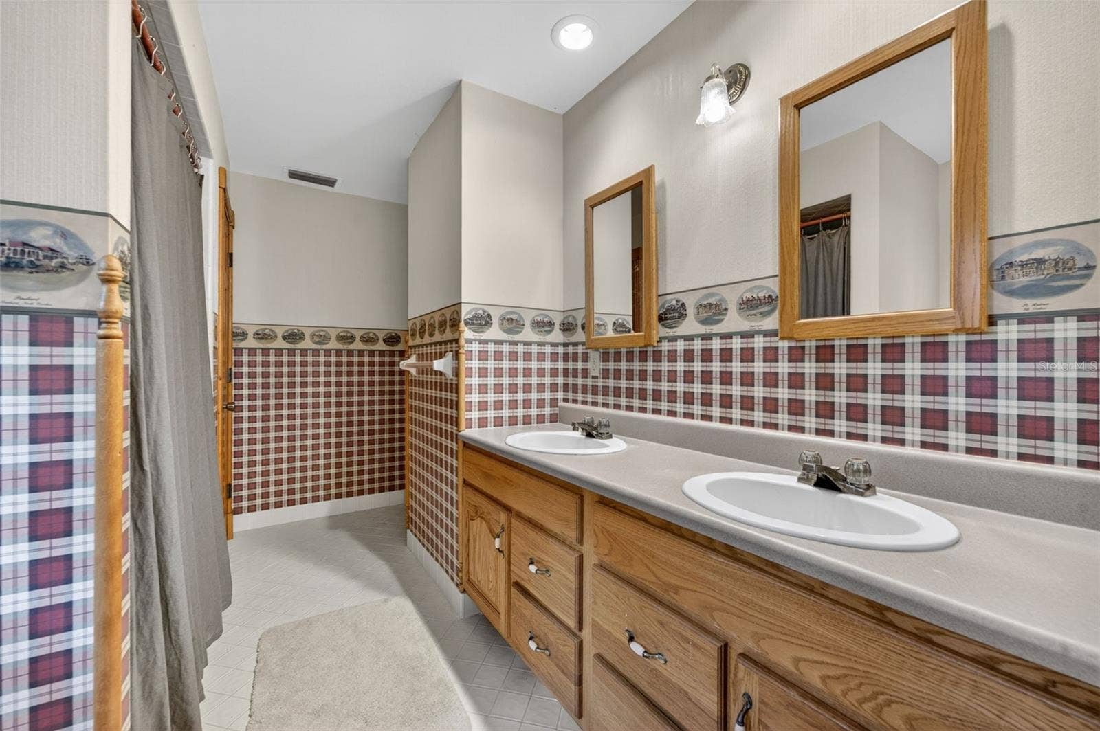 20621 SHADY OAK LANE, Eustis, FL 32736 20621 SHADY OAK LANE, Eustis, FL 32736