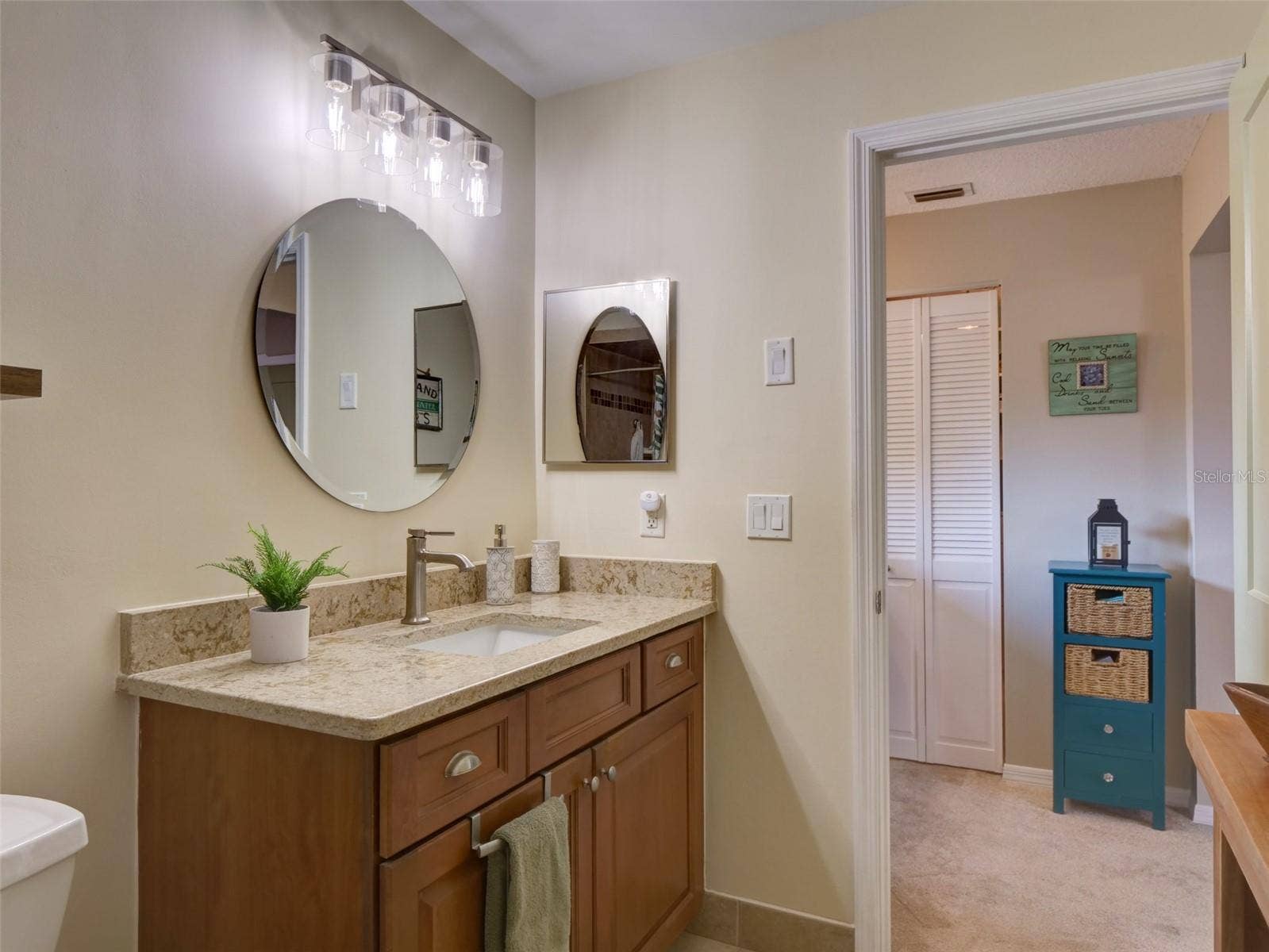 100 S TREMAIN STREET, #G2, Mount Dora, FL 32757 Primary Bathroom
