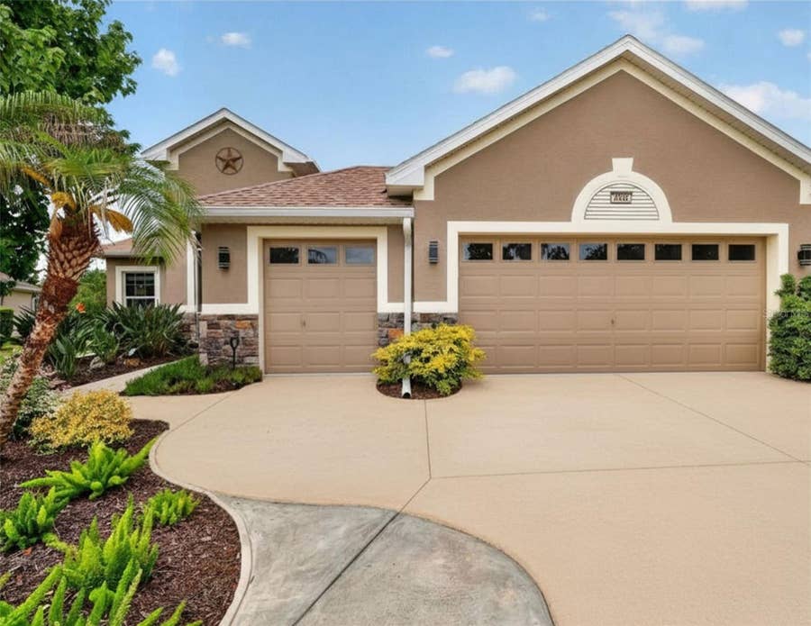 Property photo for 2003 BAYSIDE AVENUE, Mount Dora, FL
