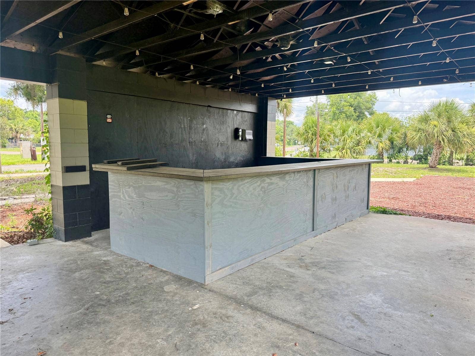 503 PALMETTO STREET, Eustis, FL 32726 Picnic pavilion