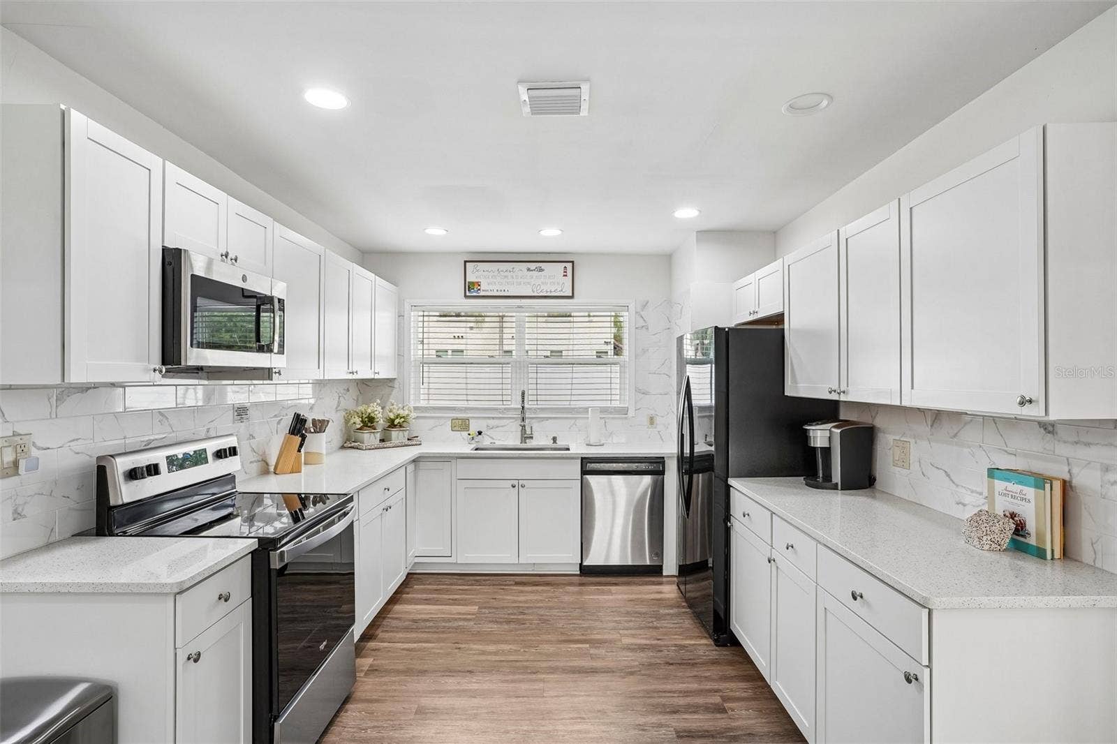 1211 MORNINGSIDE DRIVE, Mount Dora, FL 32757 1211 MORNINGSIDE DRIVE, Mount Dora, FL 32757