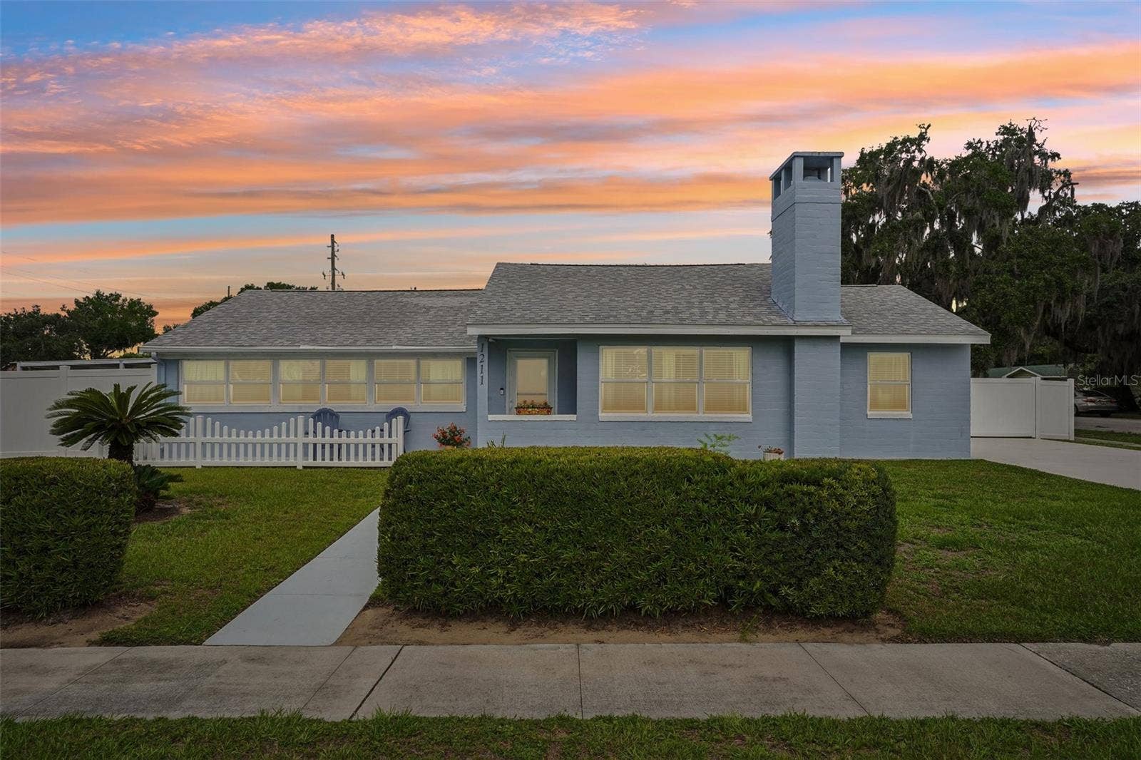 1211 MORNINGSIDE DRIVE, Mount Dora, FL 32757 1211 MORNINGSIDE DRIVE, Mount Dora, FL 32757