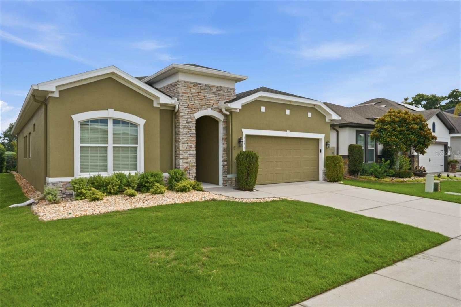 16716 ABBEY HILL COURT, Clermont, FL 34711 16716 ABBEY HILL COURT, Clermont, FL 34711
