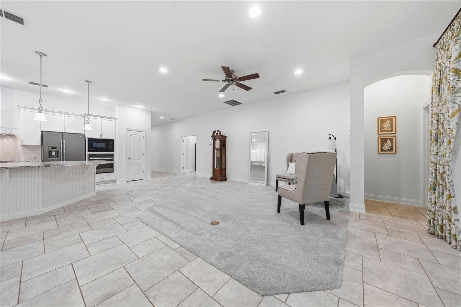 16716 ABBEY HILL COURT, Clermont, FL 34711 16716 ABBEY HILL COURT, Clermont, FL 34711