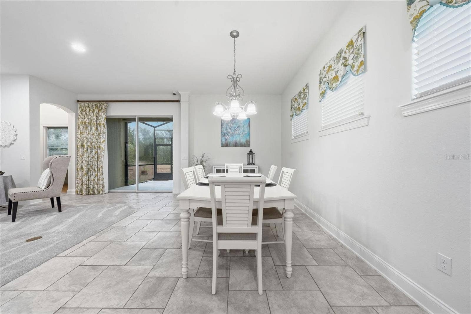16716 ABBEY HILL COURT, Clermont, FL 34711 Tons of natural light throughout main areas