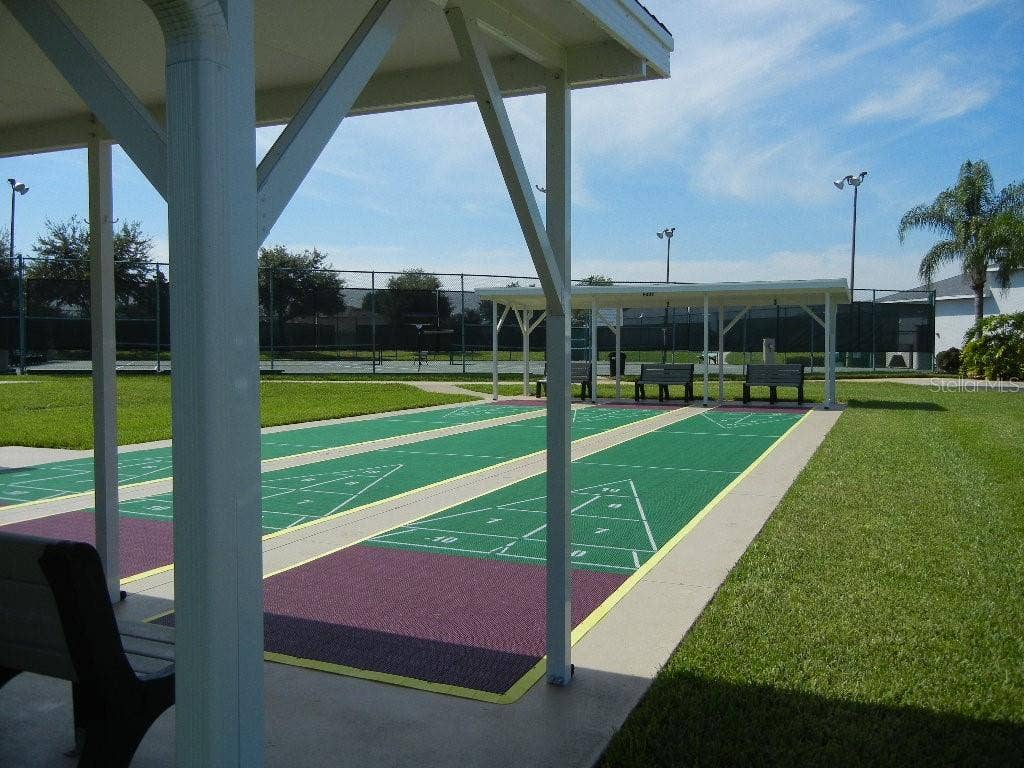 5052 CHINA SEA, Tavares, FL 32778 Shuffle Board