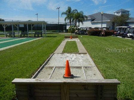 5052 CHINA SEA, Tavares, FL 32778 Horse Shoe