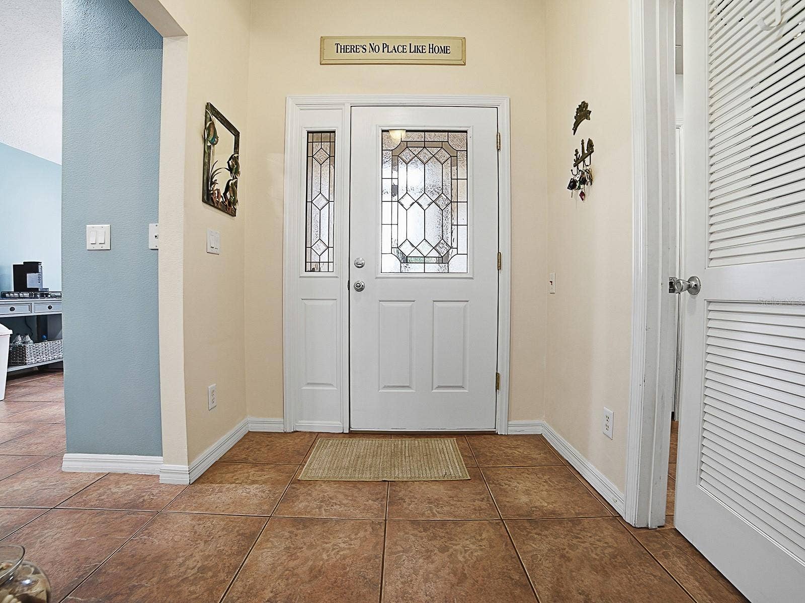 5052 CHINA SEA, Tavares, FL 32778 Foyer