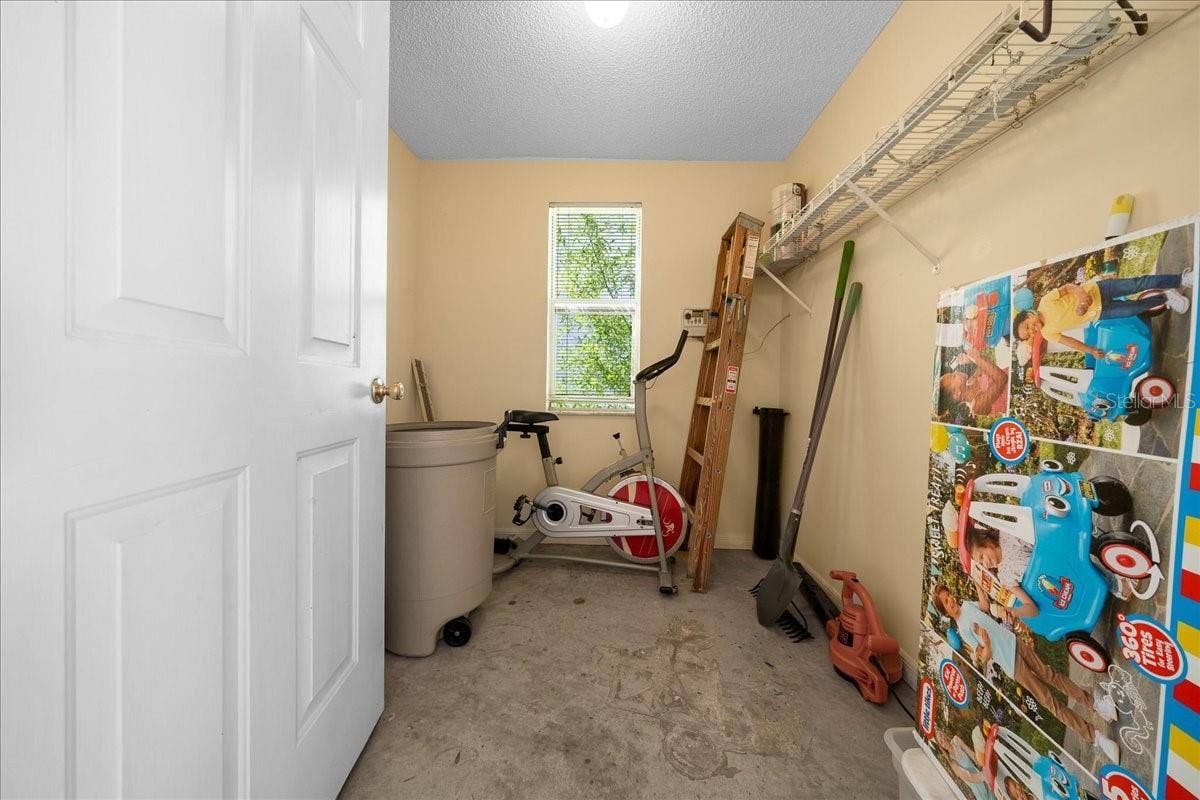 1133 DEL TORO DRIVE, Lady Lake, FL 32159 1133 DEL TORO DRIVE, Lady Lake, FL 32159