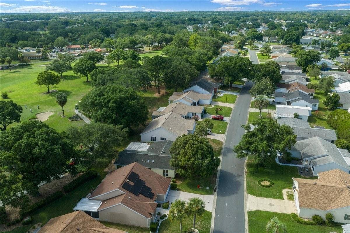 1133 DEL TORO DRIVE, Lady Lake, FL 32159 Not a Thru-Street!